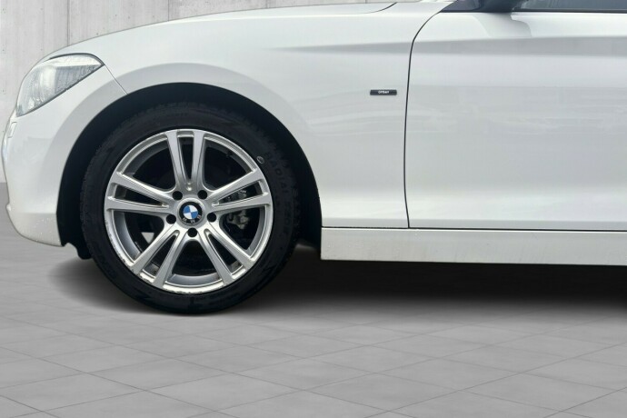 bmw-116d-diesel-2013-big-8