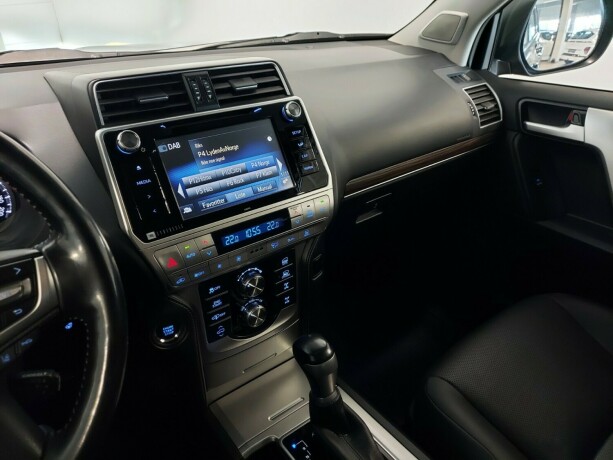 toyota-land-cruiser-diesel-2020-big-50