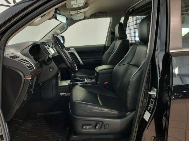 toyota-land-cruiser-diesel-2020-big-16