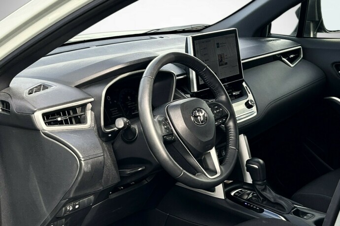 toyota-corolla-cross-elektrisitetbensin-2024-big-11
