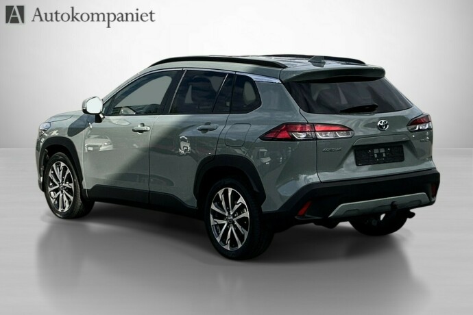 toyota-corolla-cross-elektrisitetbensin-2024-big-9