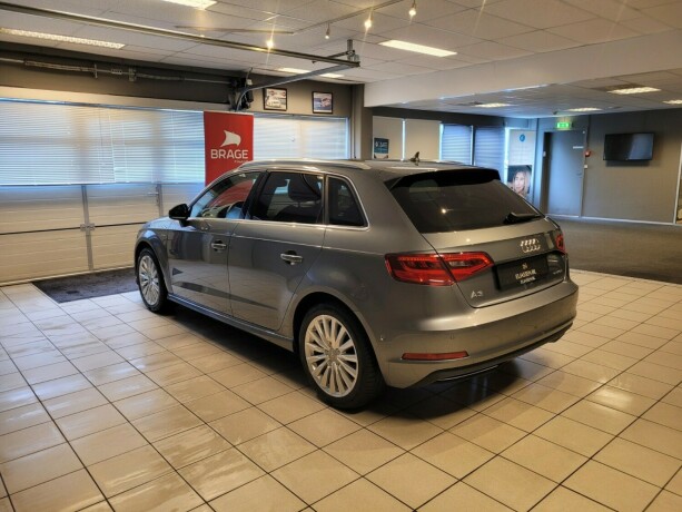 audi-a3-elektrisitetbensin-2016-big-6
