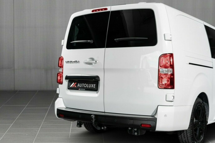 opel-vivaro-elektrisitet-2023-big-28