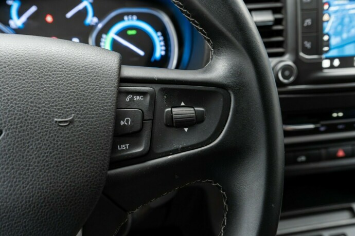 opel-vivaro-elektrisitet-2023-big-11
