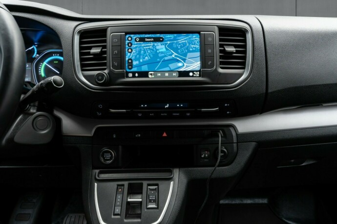 opel-vivaro-elektrisitet-2023-big-12