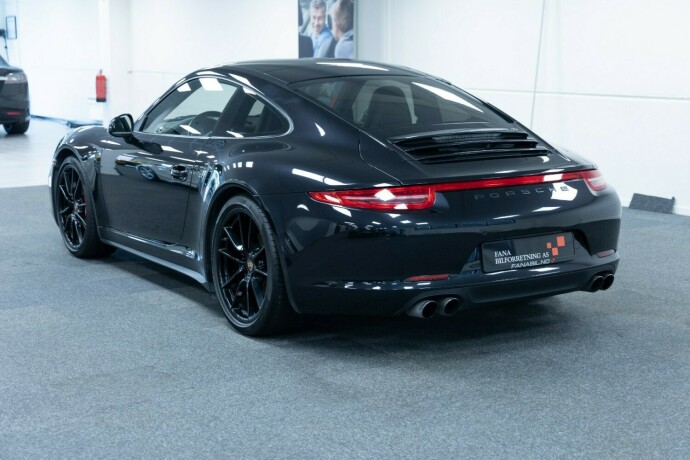 porsche-911-carrera-4s-bensin-2013-big-1