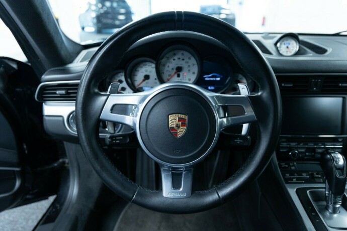 porsche-911-carrera-4s-bensin-2013-big-13