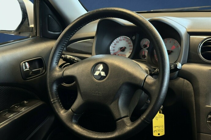 mitsubishi-outlander-bensin-2007-big-15
