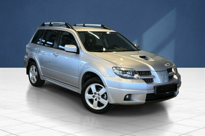 mitsubishi-outlander-bensin-2007-big-0