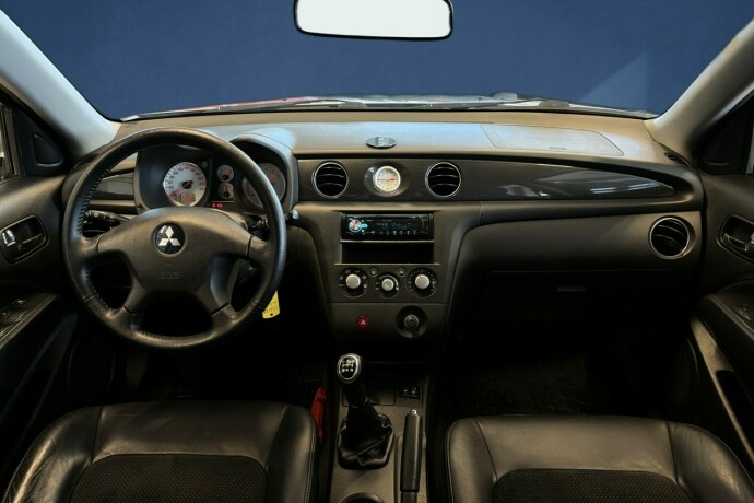 mitsubishi-outlander-bensin-2007-big-14