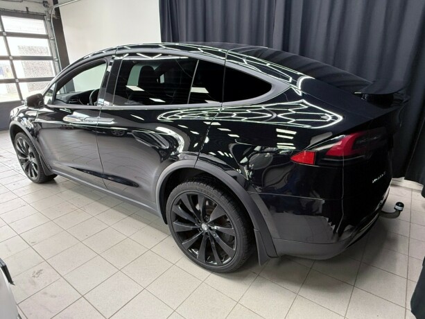 tesla-model-x-elektrisitet-2017-big-4