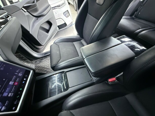tesla-model-x-elektrisitet-2017-big-16