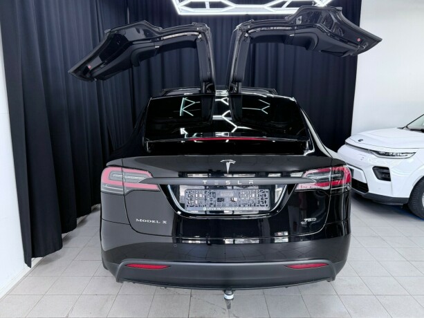 tesla-model-x-elektrisitet-2017-big-10