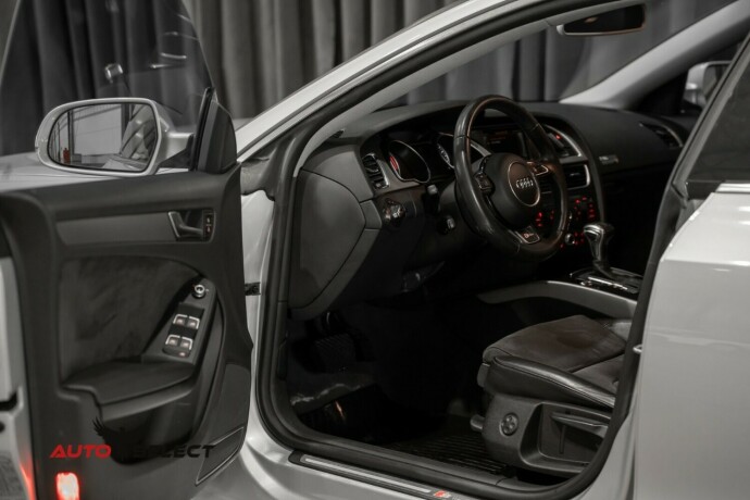 audi-a5-bensin-2013-big-19