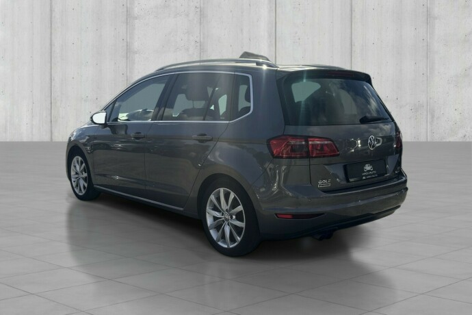 volkswagen-golf-sportsvan-bensin-2016-big-7