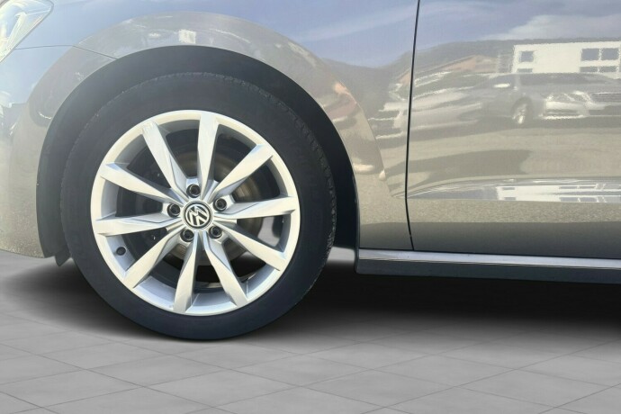 volkswagen-golf-sportsvan-bensin-2016-big-8