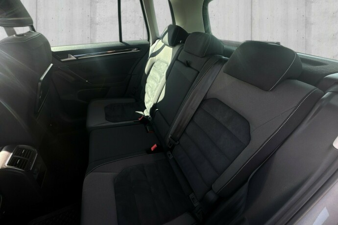 volkswagen-golf-sportsvan-bensin-2016-big-15