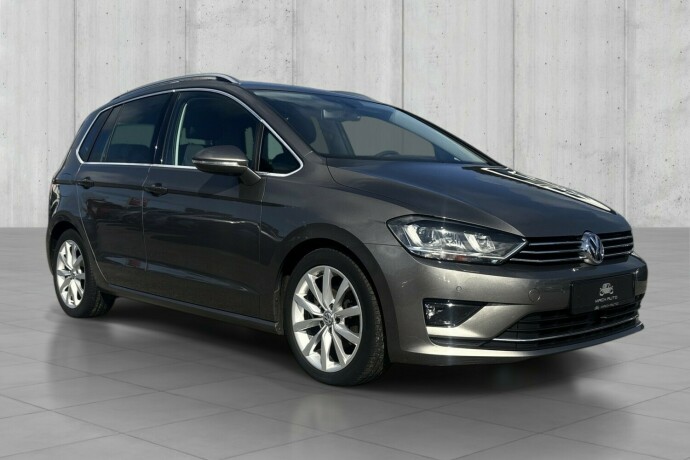 volkswagen-golf-sportsvan-bensin-2016-big-0