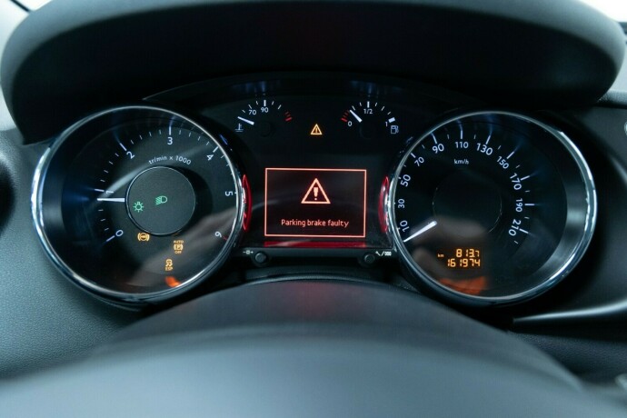 peugeot-3008-diesel-2009-big-13