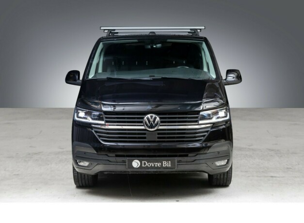 volkswagen-transporter-diesel-2021-big-3