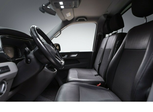volkswagen-transporter-diesel-2021-big-10