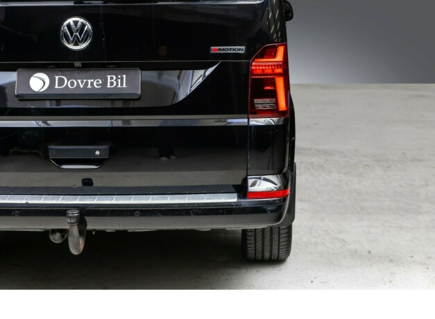 volkswagen-transporter-diesel-2021-big-9
