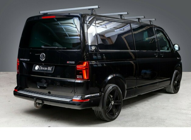 volkswagen-transporter-diesel-2021-big-5