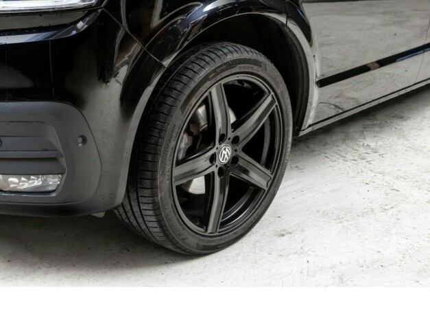volkswagen-transporter-diesel-2021-big-2