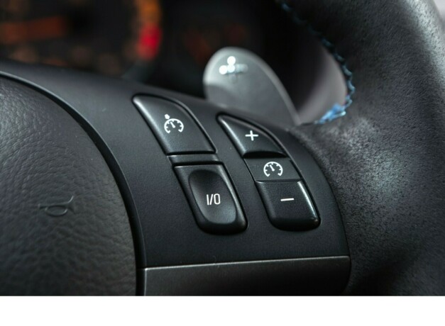 bmw-m3-bensin-2004-big-14