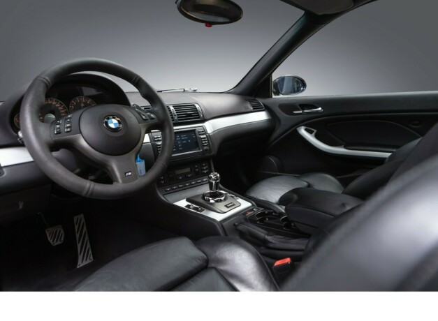 bmw-m3-bensin-2004-big-10