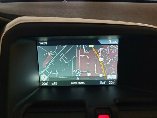 volvo-xc-60-bensin-2017-big-23
