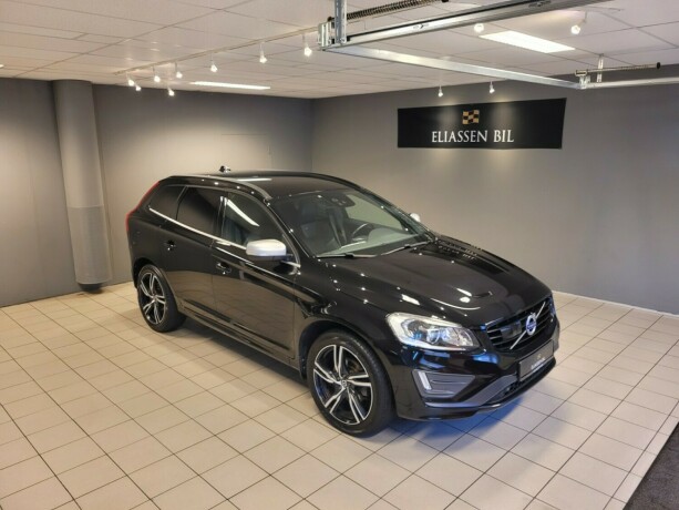 volvo-xc-60-bensin-2017-big-1