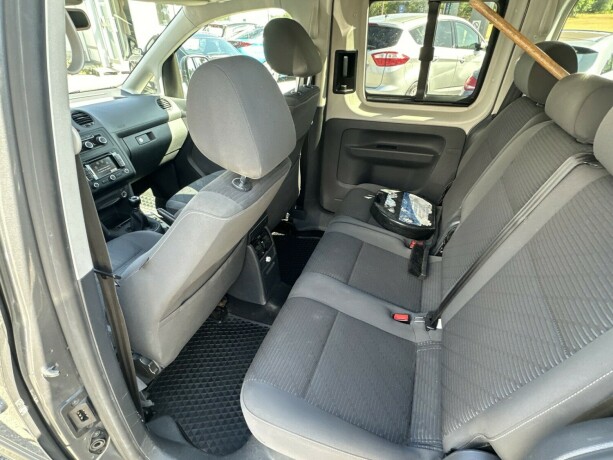 volkswagen-caddy-maxi-diesel-2011-big-11