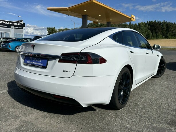 tesla-model-s-elektrisitet-2017-big-4