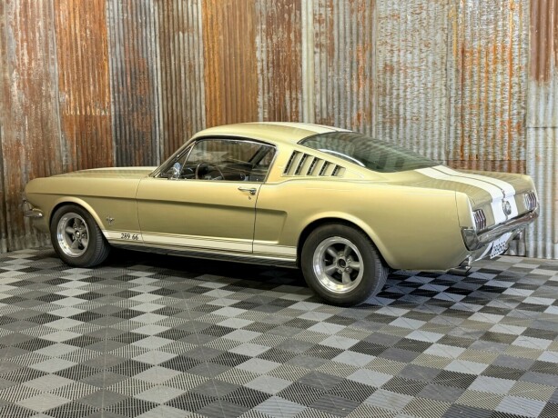 ford-mustang-bensin-1966-big-10