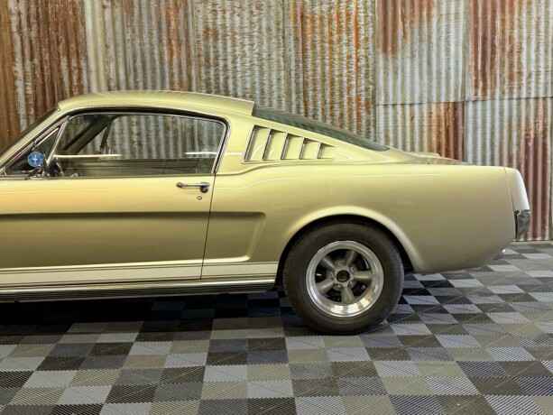 ford-mustang-bensin-1966-big-11