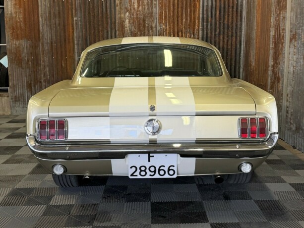 ford-mustang-bensin-1966-big-15