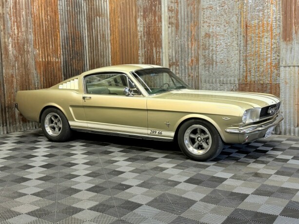 ford-mustang-bensin-1966-big-2