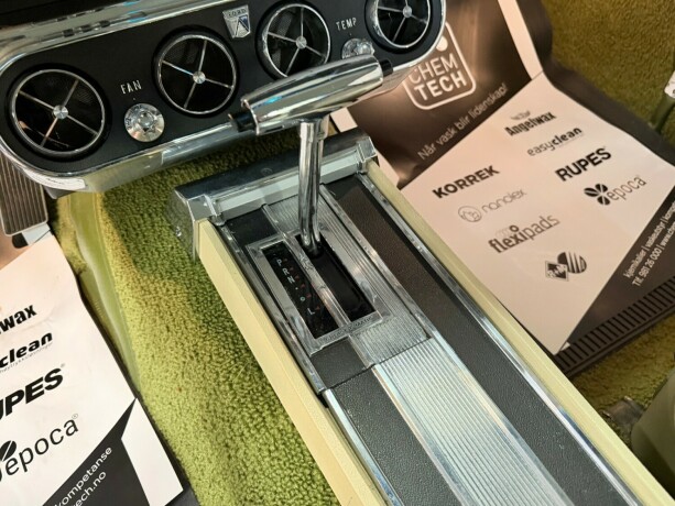 ford-mustang-bensin-1966-big-25