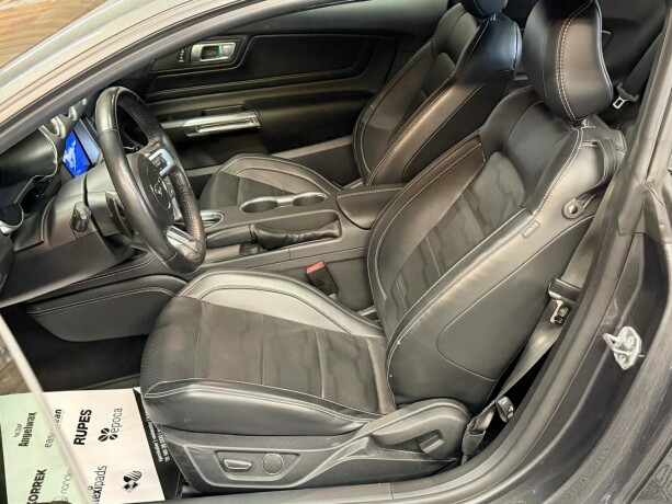 ford-mustang-bensin-2019-big-15