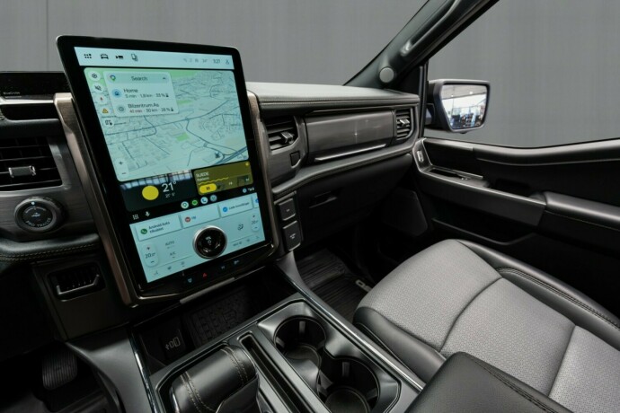ford-f-150-elektrisitet-2025-big-21