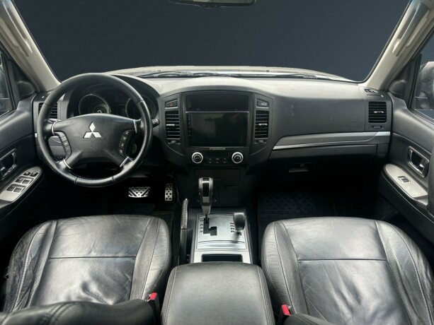 mitsubishi-pajero-diesel-2008-big-9