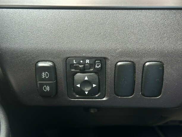 mitsubishi-pajero-diesel-2008-big-24