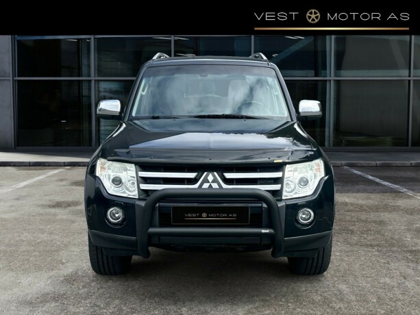 mitsubishi-pajero-diesel-2008-big-1