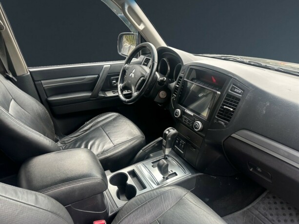 mitsubishi-pajero-diesel-2008-big-10