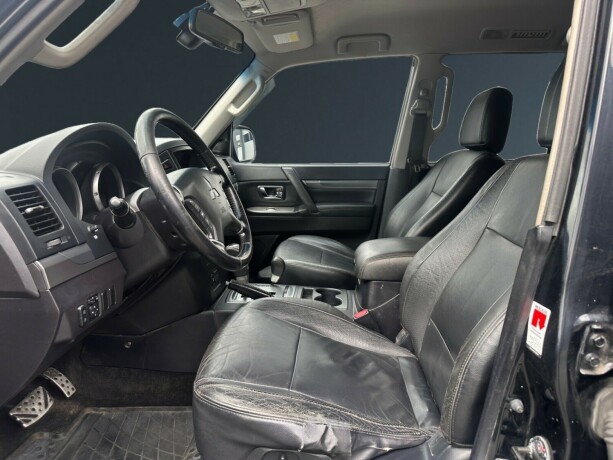 mitsubishi-pajero-diesel-2008-big-7
