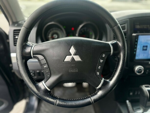 mitsubishi-pajero-diesel-2008-big-20