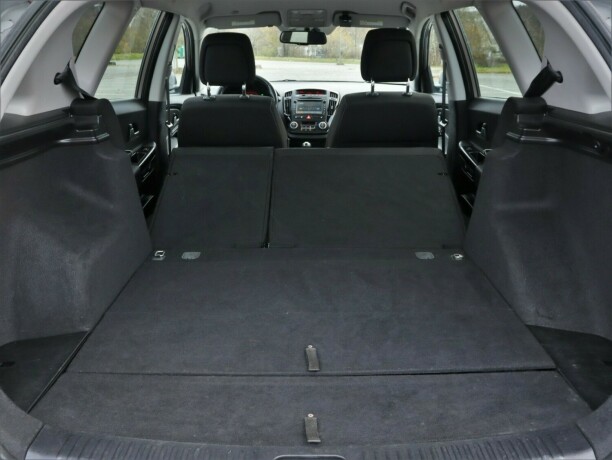 kia-cee039d-diesel-2011-big-13