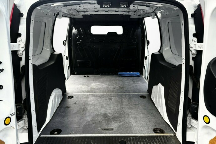 ford-transit-connect-diesel-2019-big-27
