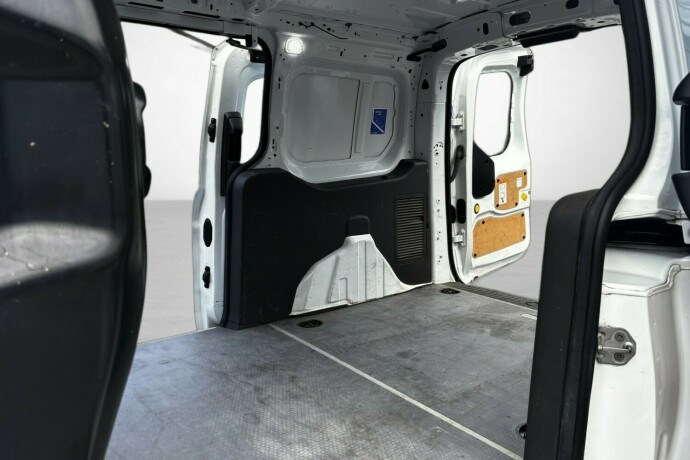 ford-transit-connect-diesel-2019-big-30